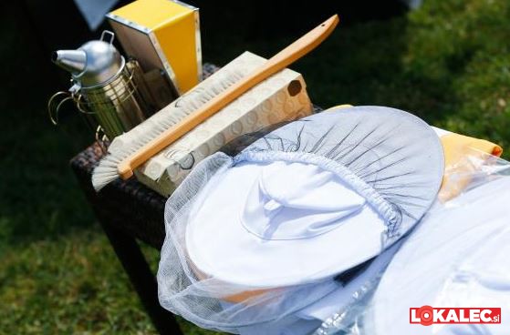 čebelarska oprema, čebelarji, foto STA